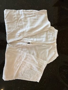 XHILARATION Women's Juniors Wide Leg Cropped Pom Pom Trim Cover Up White Pants